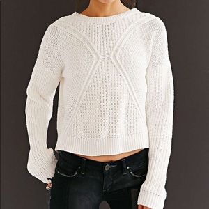 💥SILENCE + NOISE CROPPED SWEATER❣️❣️